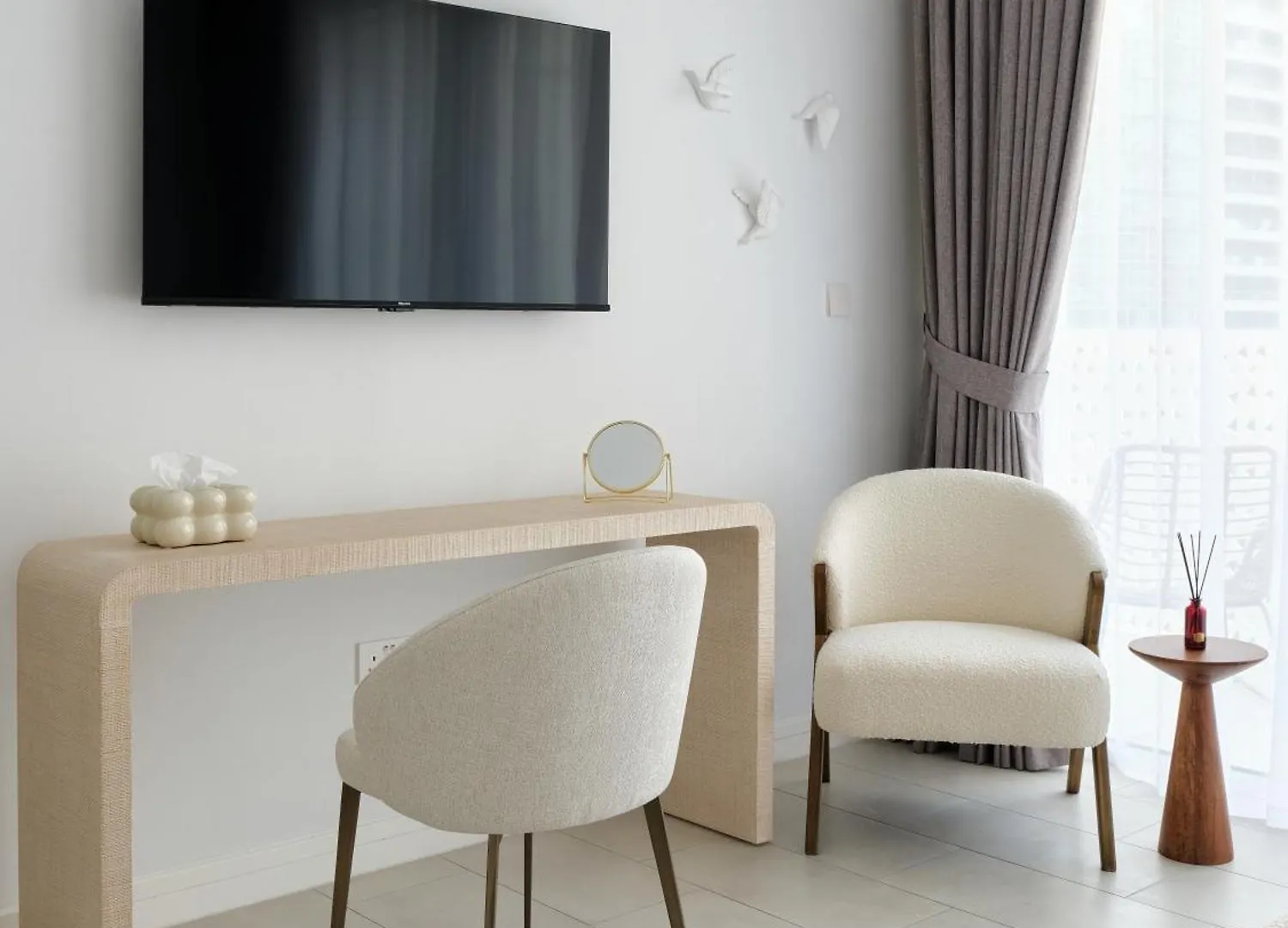 La Vie Jbr Beatiful 1 Bed Seafront Apartment Dubai